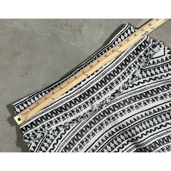 Banana Republic Mini Skirt Womens 8 Cream Black Jacquard Geometric A Line - Picture 6 of 9